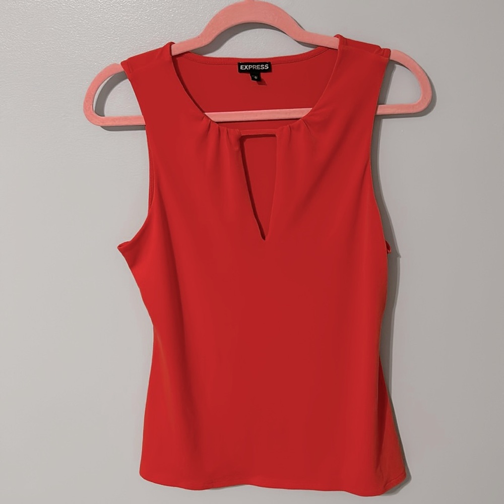 Size m express top